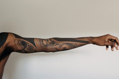 Waarom steeds meer mensen kiezen voor patchwork tattoos